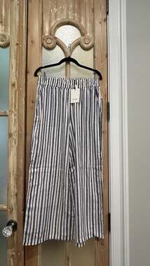 B.Young Crop Pants Size 36 EU (US 4) Blue White Stripe Linen Blend